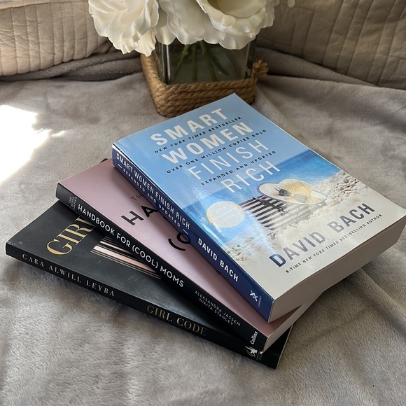 BOSS MOM BOOK SET - 3 books for boss mamas - Picture 6 of 6